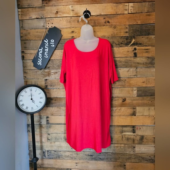 SALE-Everly women's red simple red dress shirt size large - Picture 1 of 10